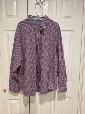 Izod Men's Purple Plaid Button-Down Shirt